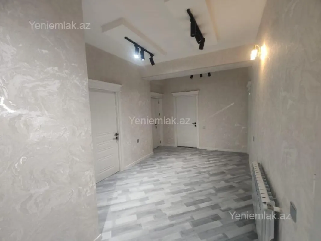 Satılır 4 otaqlı yeni tikili 165 m²