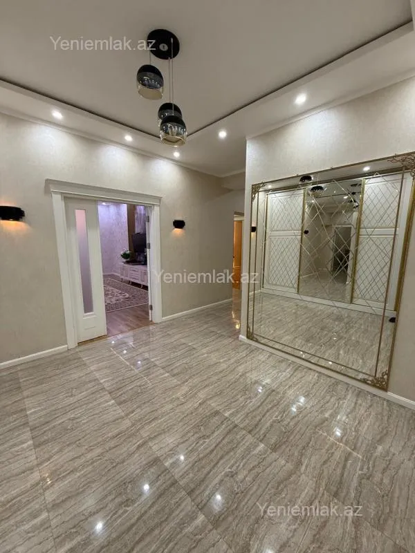 Satılır 3 otaqlı yeni tikili 140 m²