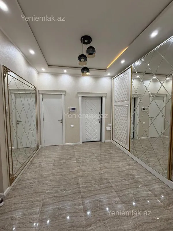 Satılır 3 otaqlı yeni tikili 140 m²