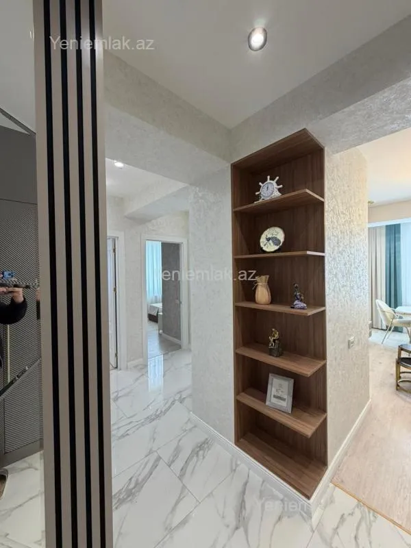 Satılır 3 otaqlı yeni tikili 85 m²