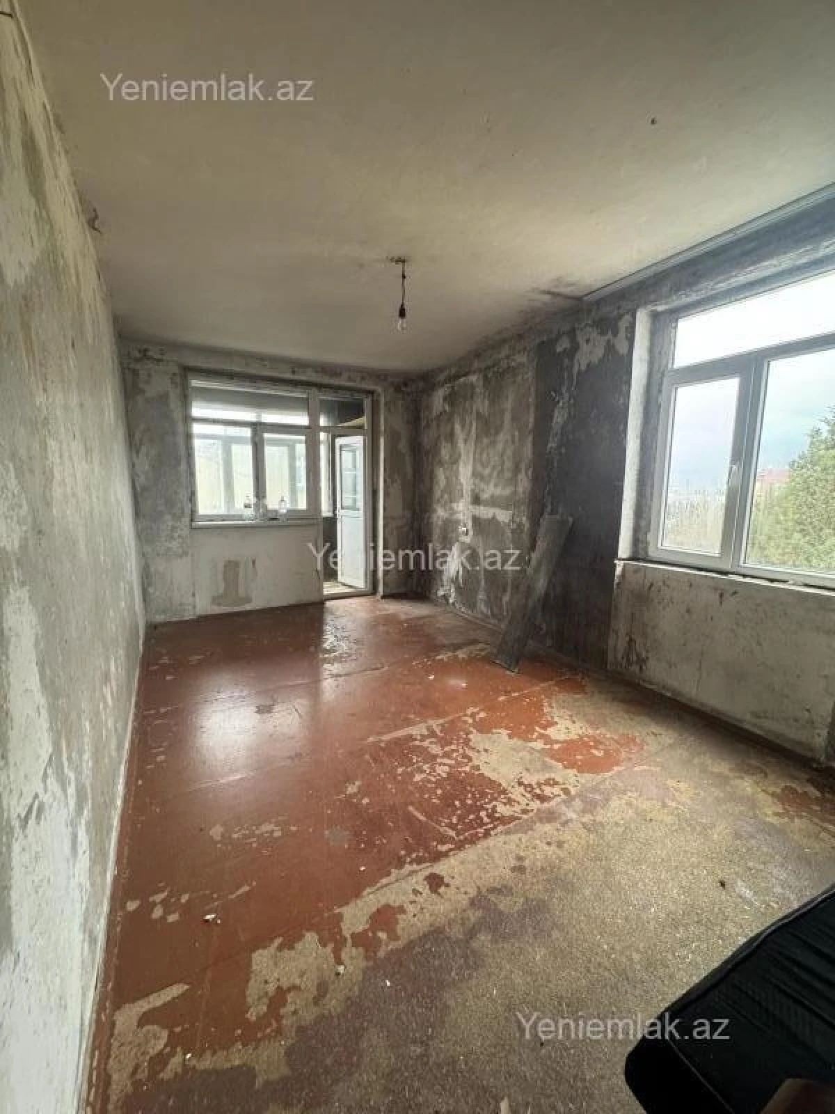Satılır 1 otaqlı köhnə tikili 36.5 m²