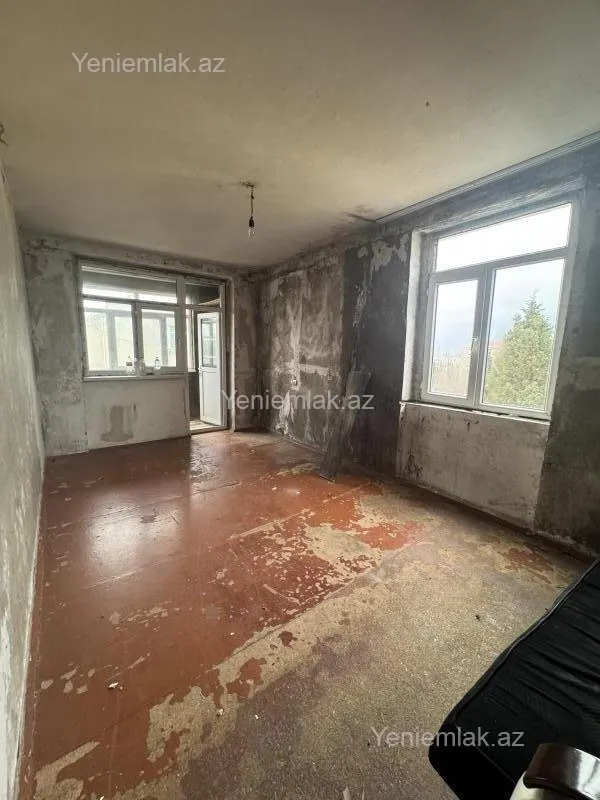 Satılır 1 otaqlı köhnə tikili 36.5 m²