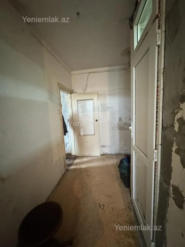 Satılır 1 otaqlı köhnə tikili 36.5 m²