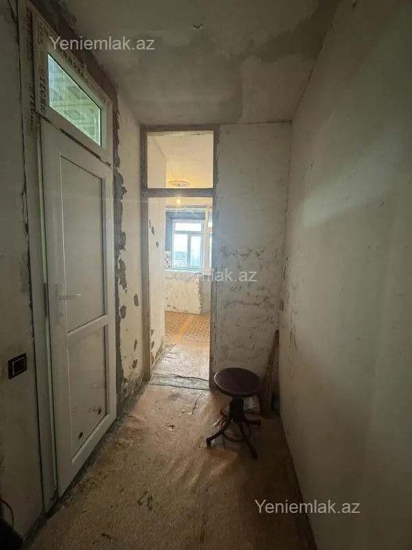 Satılır 1 otaqlı köhnə tikili 36.5 m²