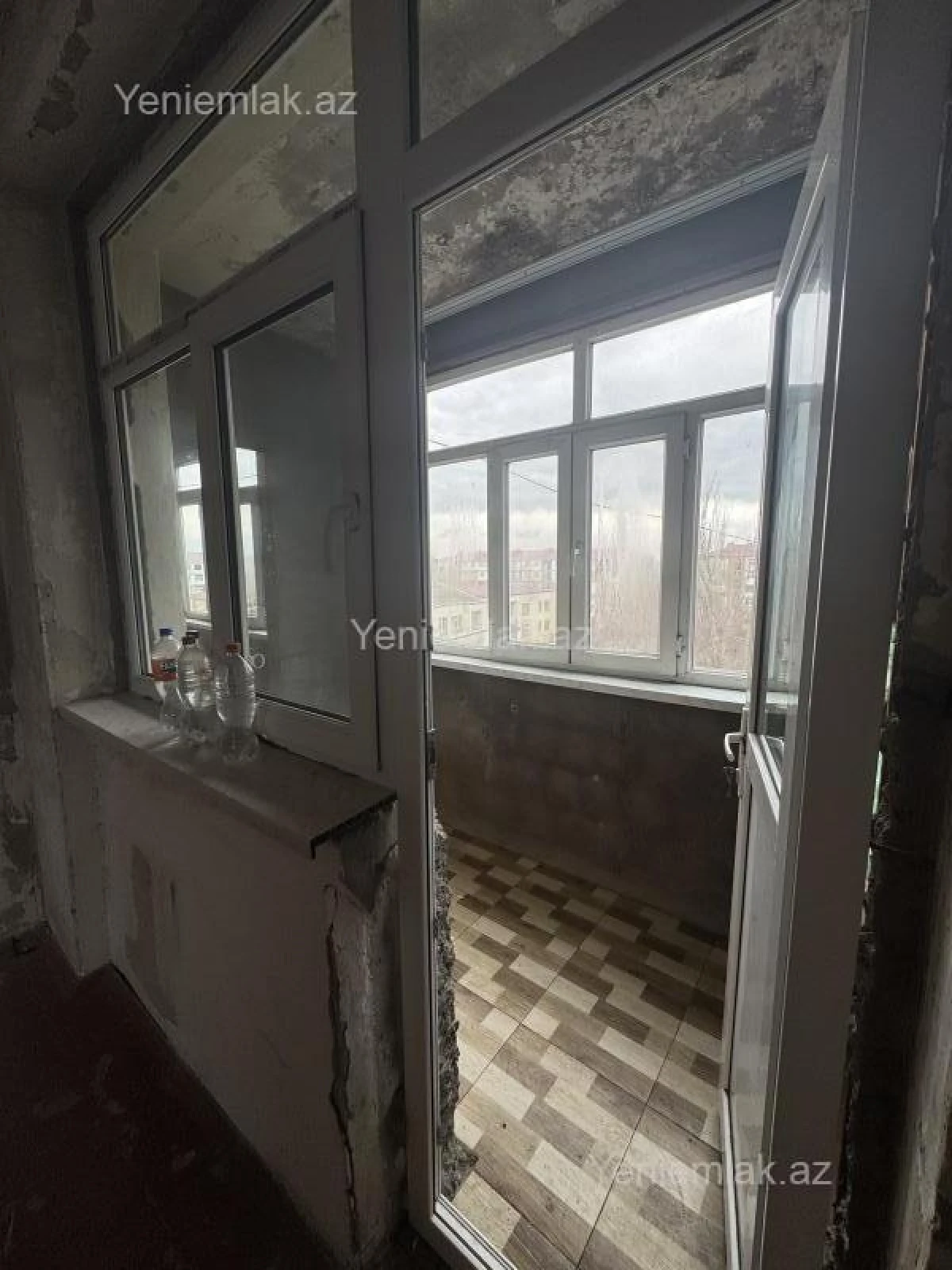 Satılır 1 otaqlı köhnə tikili 36.5 m²