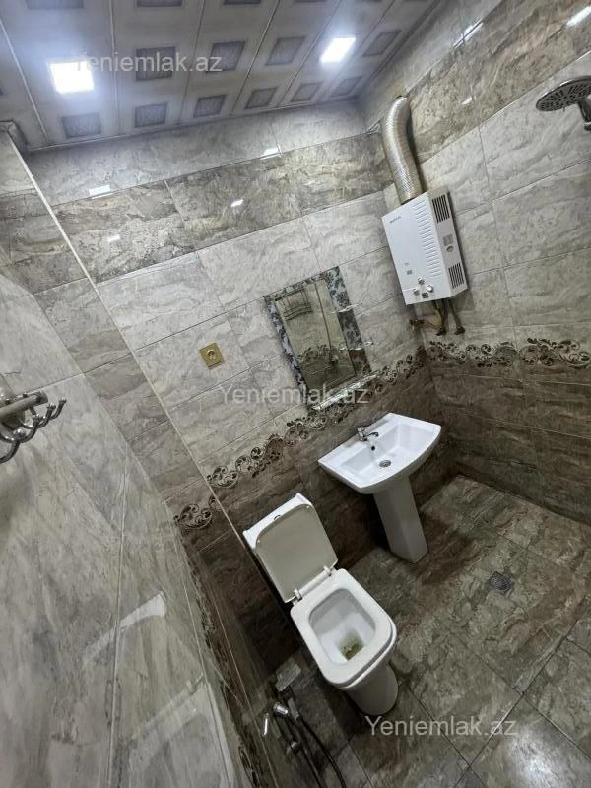 Satılır 1 otaqlı köhnə tikili 36.5 m²