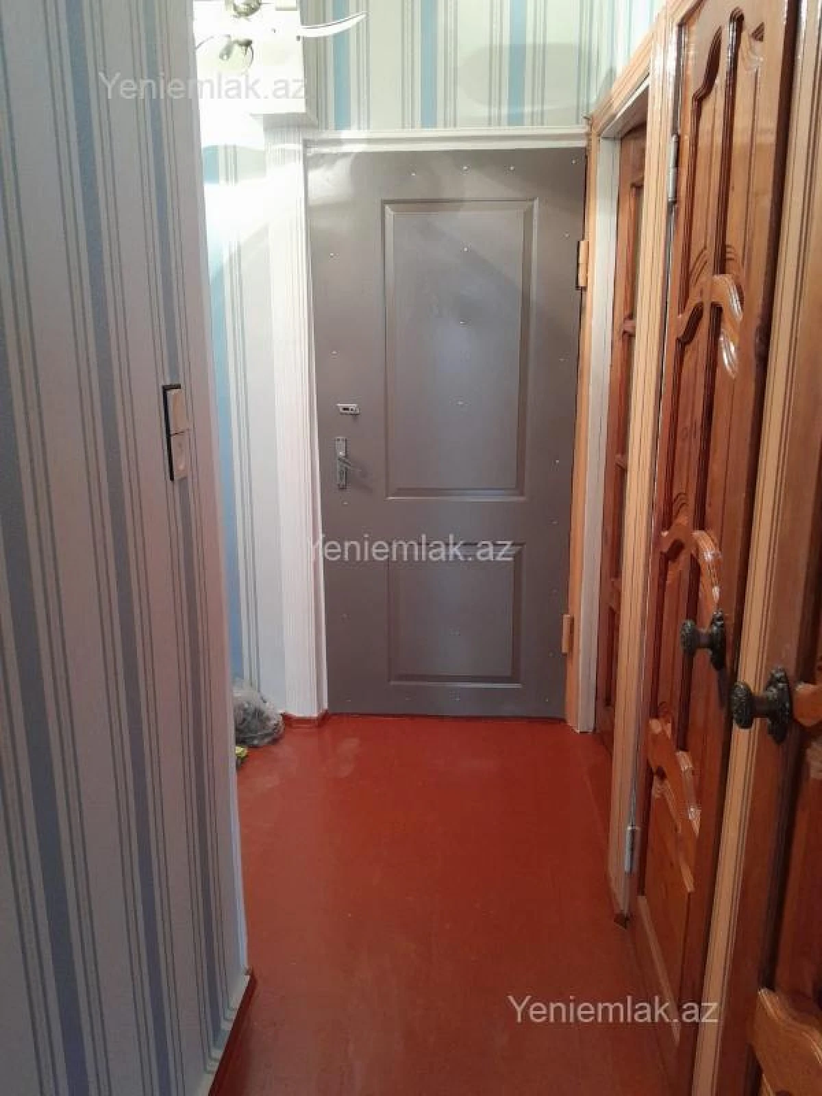 Satılır 2 otaqlı köhnə tikili 71 m²