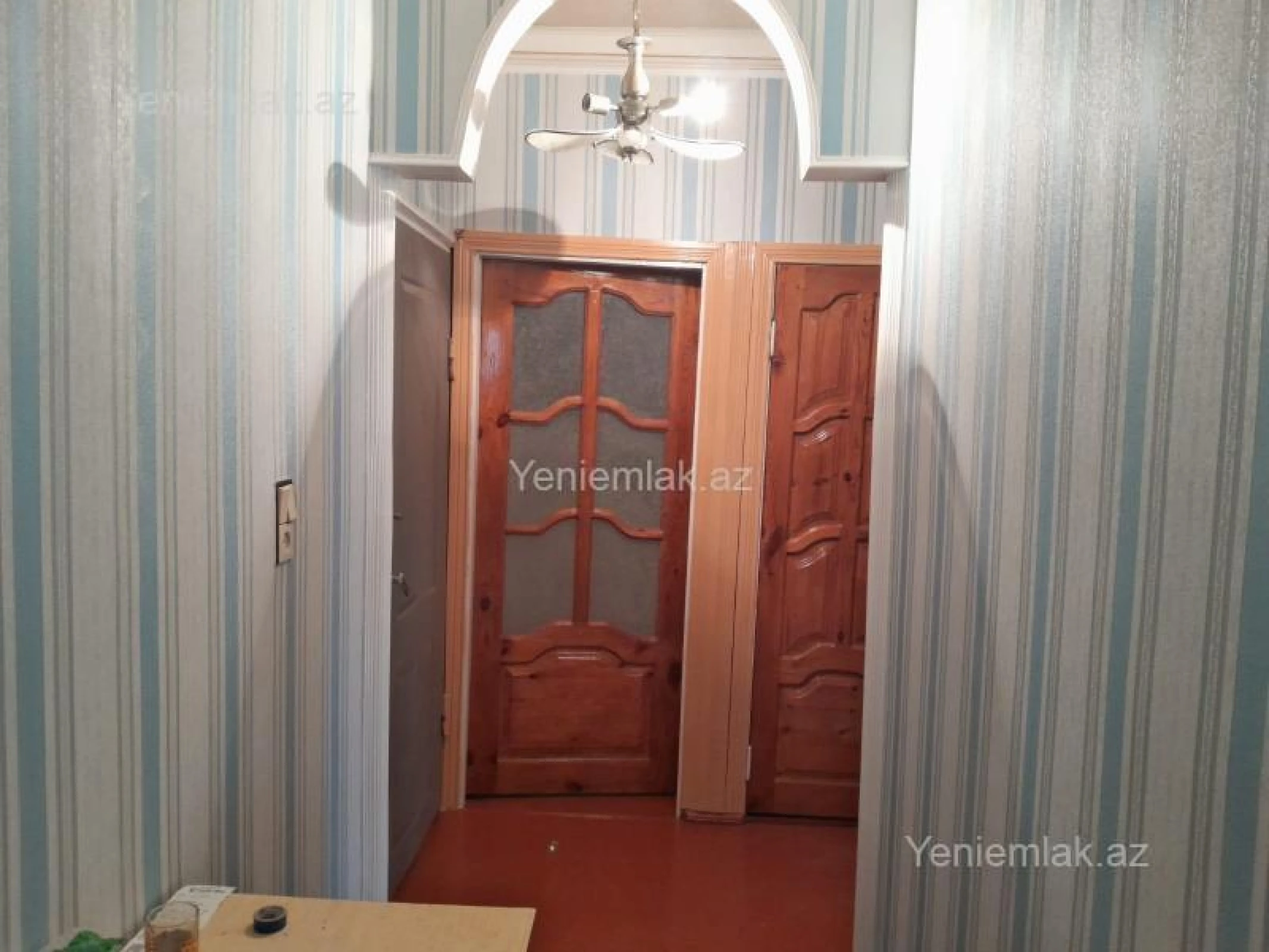 Satılır 2 otaqlı köhnə tikili 71 m²