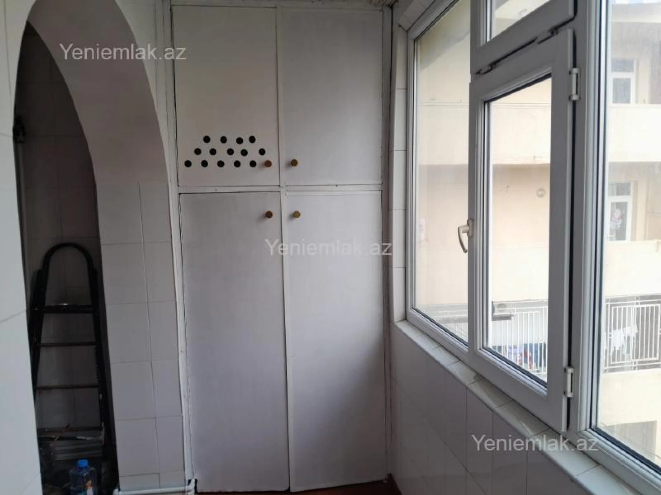 Satılır 2 otaqlı köhnə tikili 71 m²