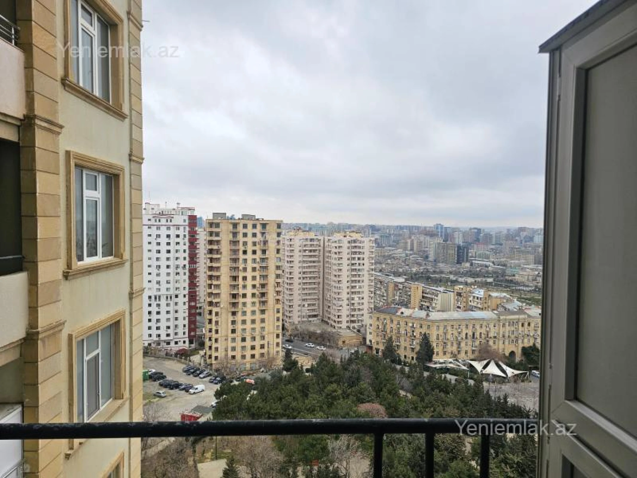 Satılır 3 otaqlı yeni tikili 168 m²