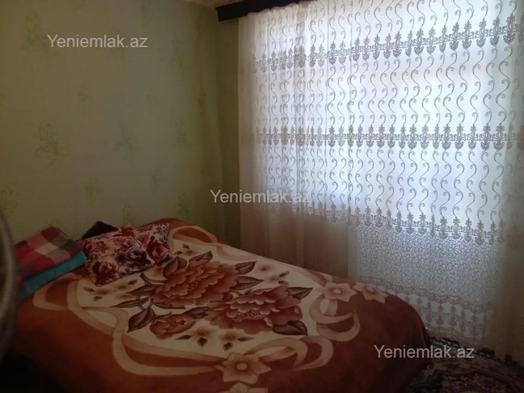 Satılır 3 otaqlı köhnə tikili 80 m²