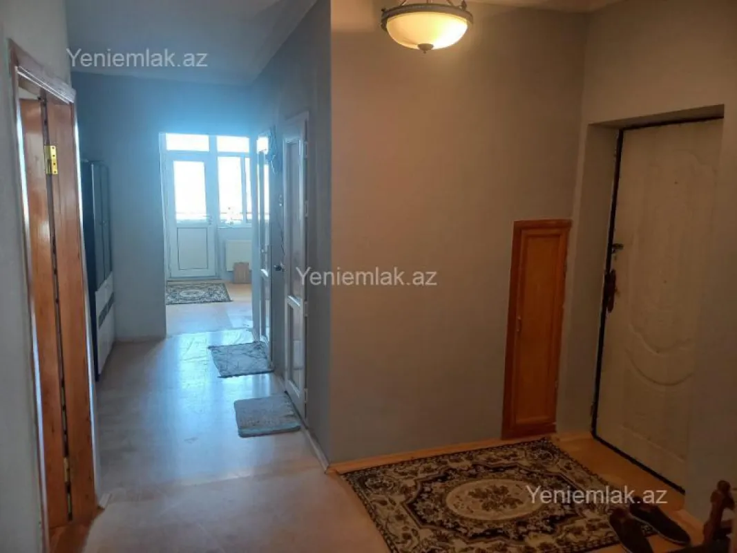 Satılır 3 otaqlı köhnə tikili 80 m²