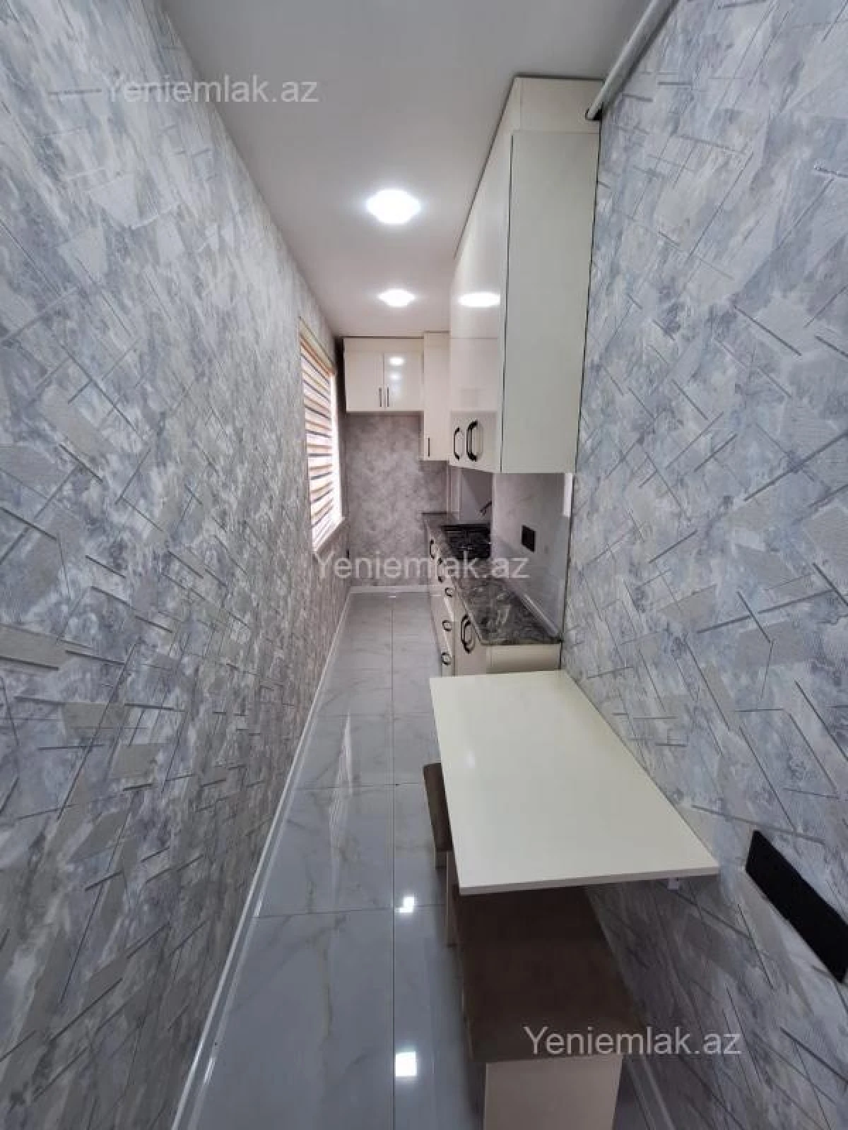 Satılır 3 otaqlı köhnə tikili 65 m²