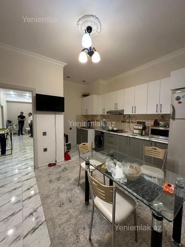 Satılır 3 otaqlı yeni tikili 108 m²