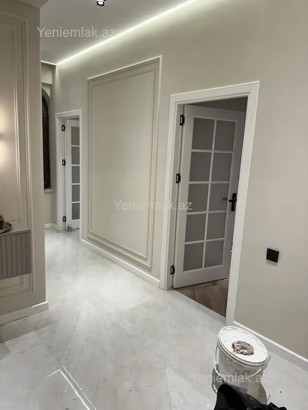 Satılır 3 otaqlı yeni tikili 100 m²