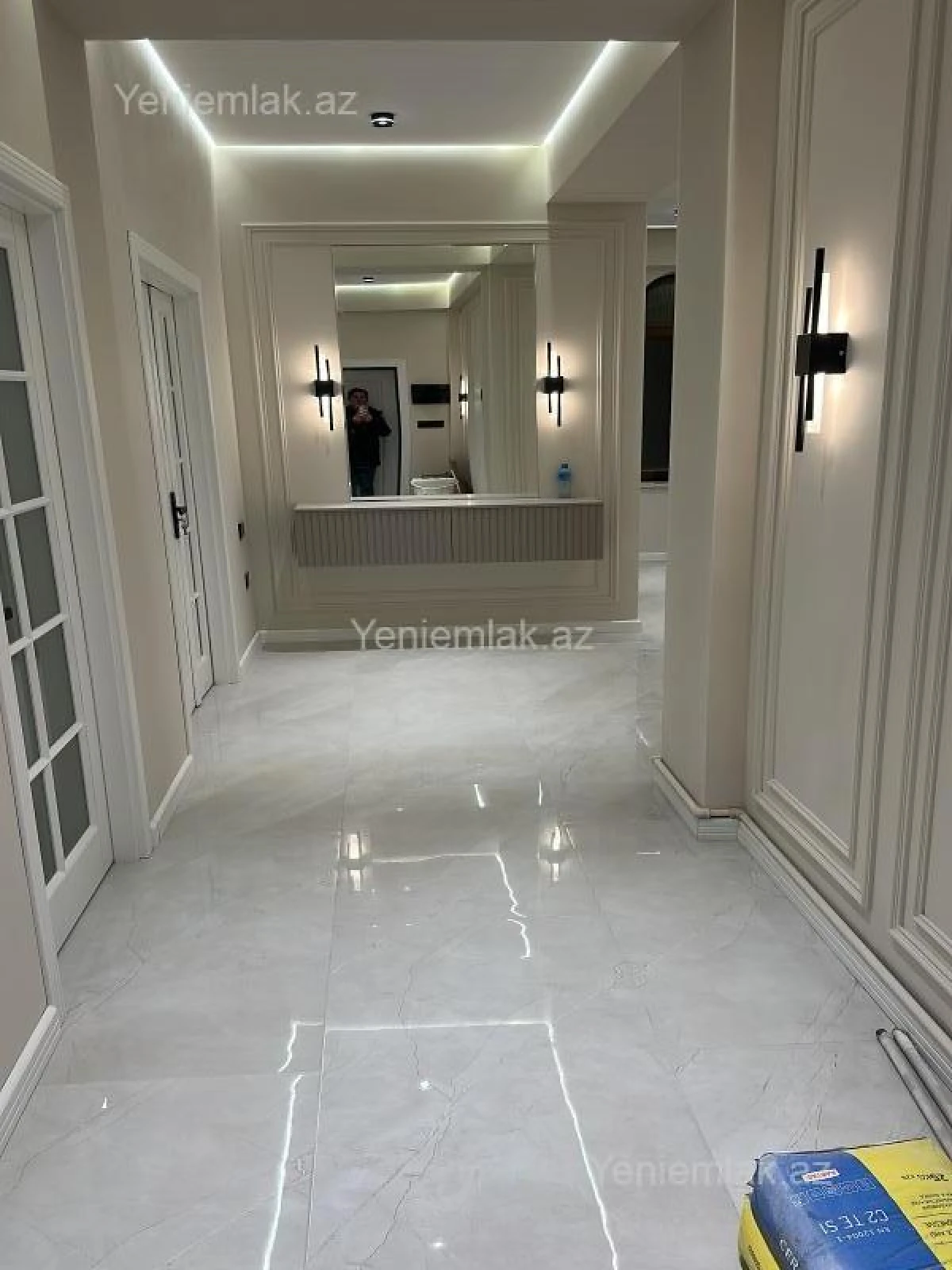 Satılır 3 otaqlı yeni tikili 100 m²