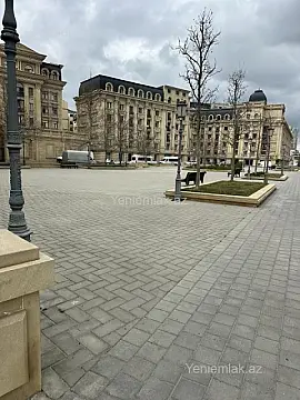 Satılır 3 otaqlı yeni tikili 100 m²