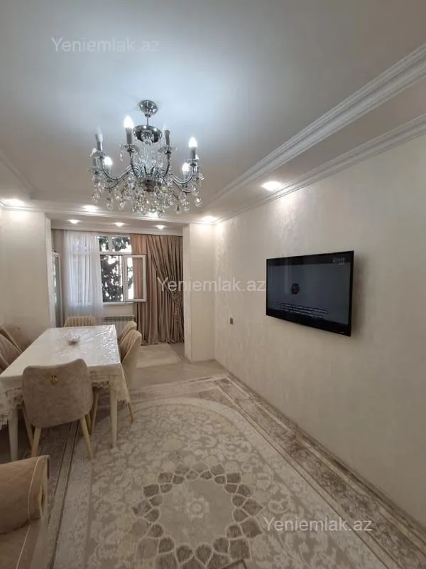 Satılır 3 otaqlı köhnə tikili 80 m²
