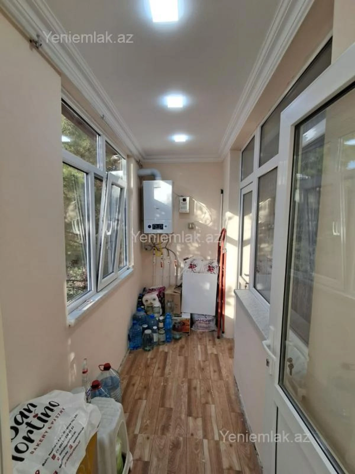 Satılır 3 otaqlı köhnə tikili 80 m²