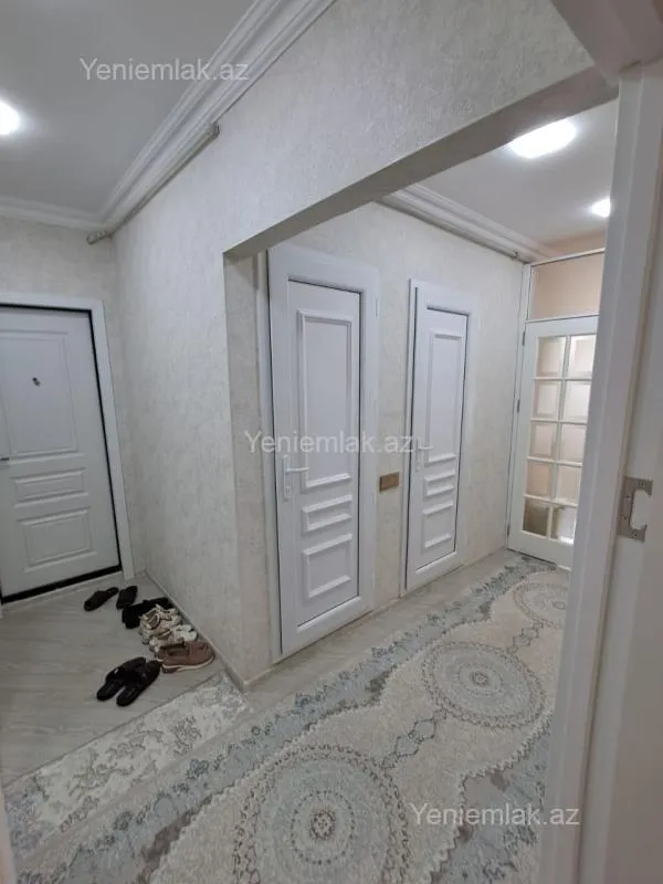 Satılır 3 otaqlı köhnə tikili 80 m²
