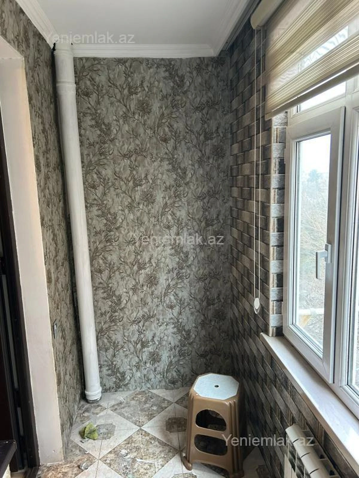 Satılır 3 otaqlı köhnə tikili 80 m²