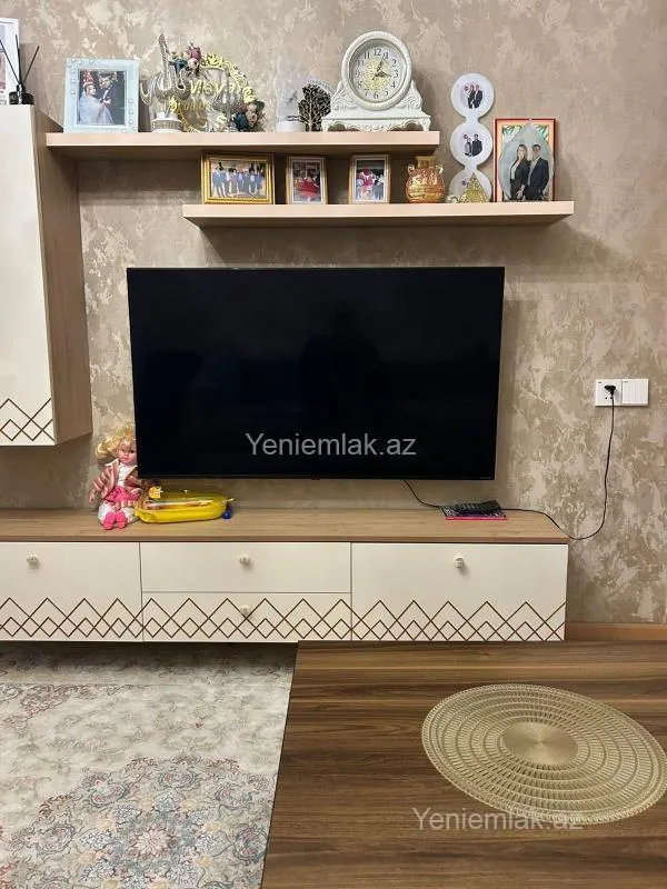 Satılır 3 otaqlı köhnə tikili 80 m²