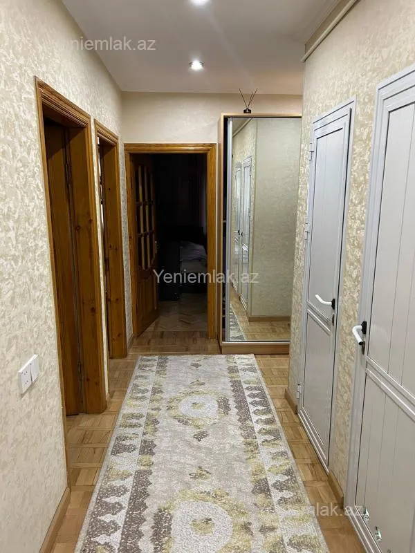 Satılır 3 otaqlı köhnə tikili 80 m²