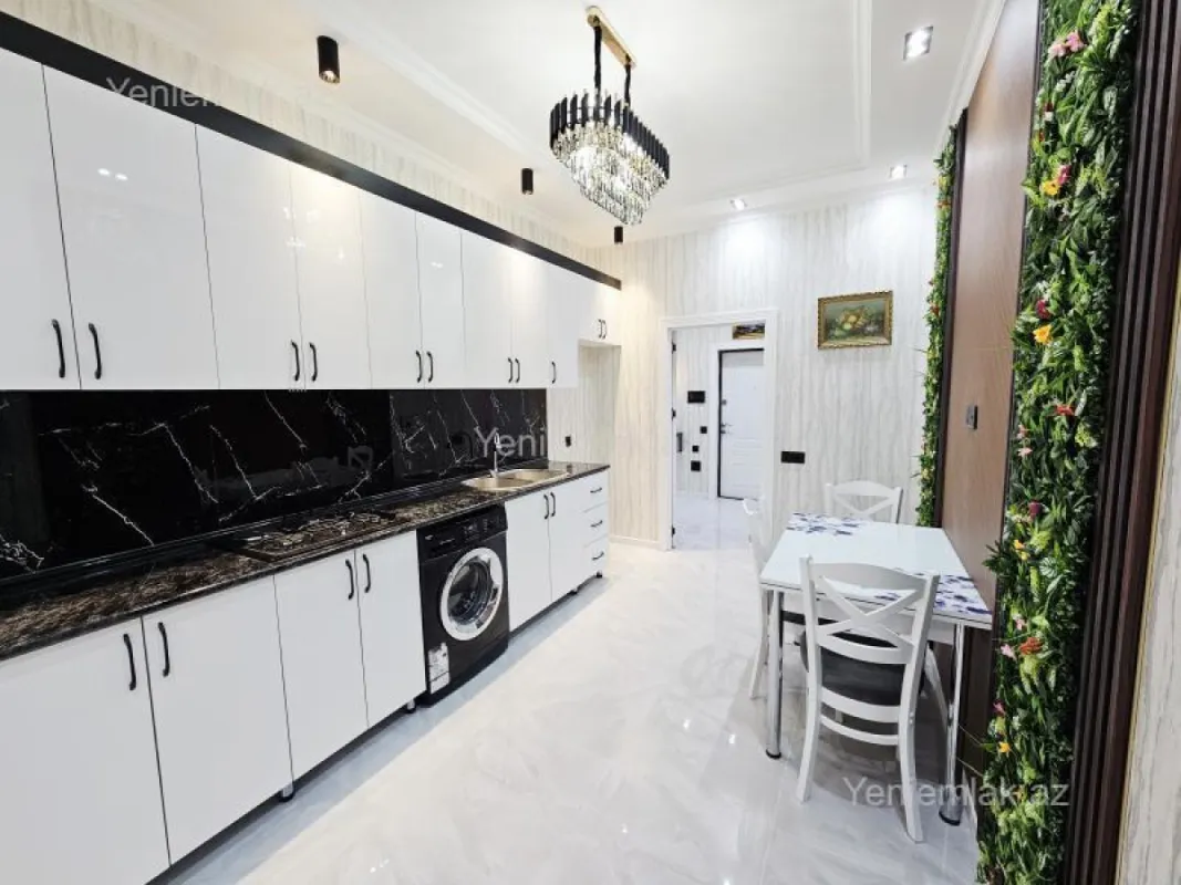 Satılır 3 otaqlı yeni tikili 86 m²