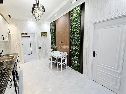 Satılır 3 otaqlı yeni tikili 86 m²