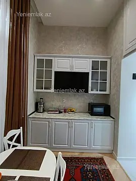 Satılır 2 otaqlı köhnə tikili 80 m² — Bakı, Nəsimi 2 otaq 80.00 m²