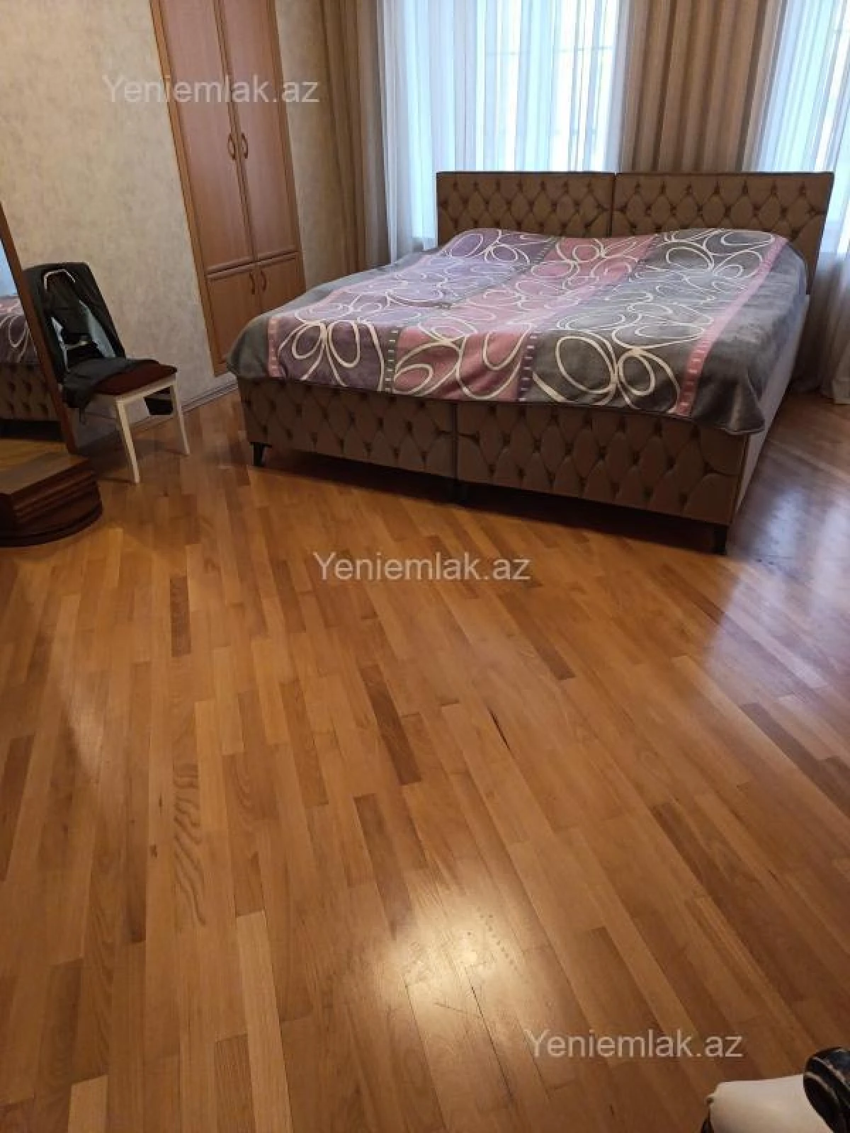 Satılır 2 otaqlı köhnə tikili 80 m²