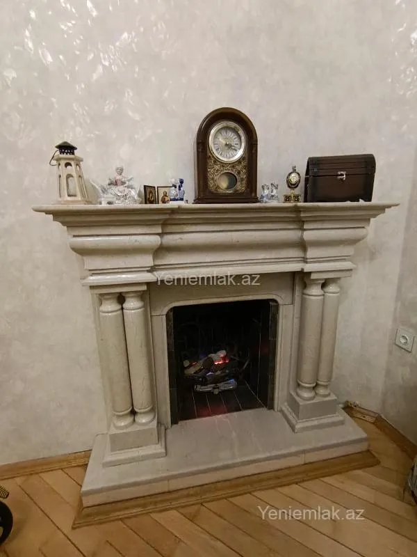 Satılır 2 otaqlı köhnə tikili 80 m²