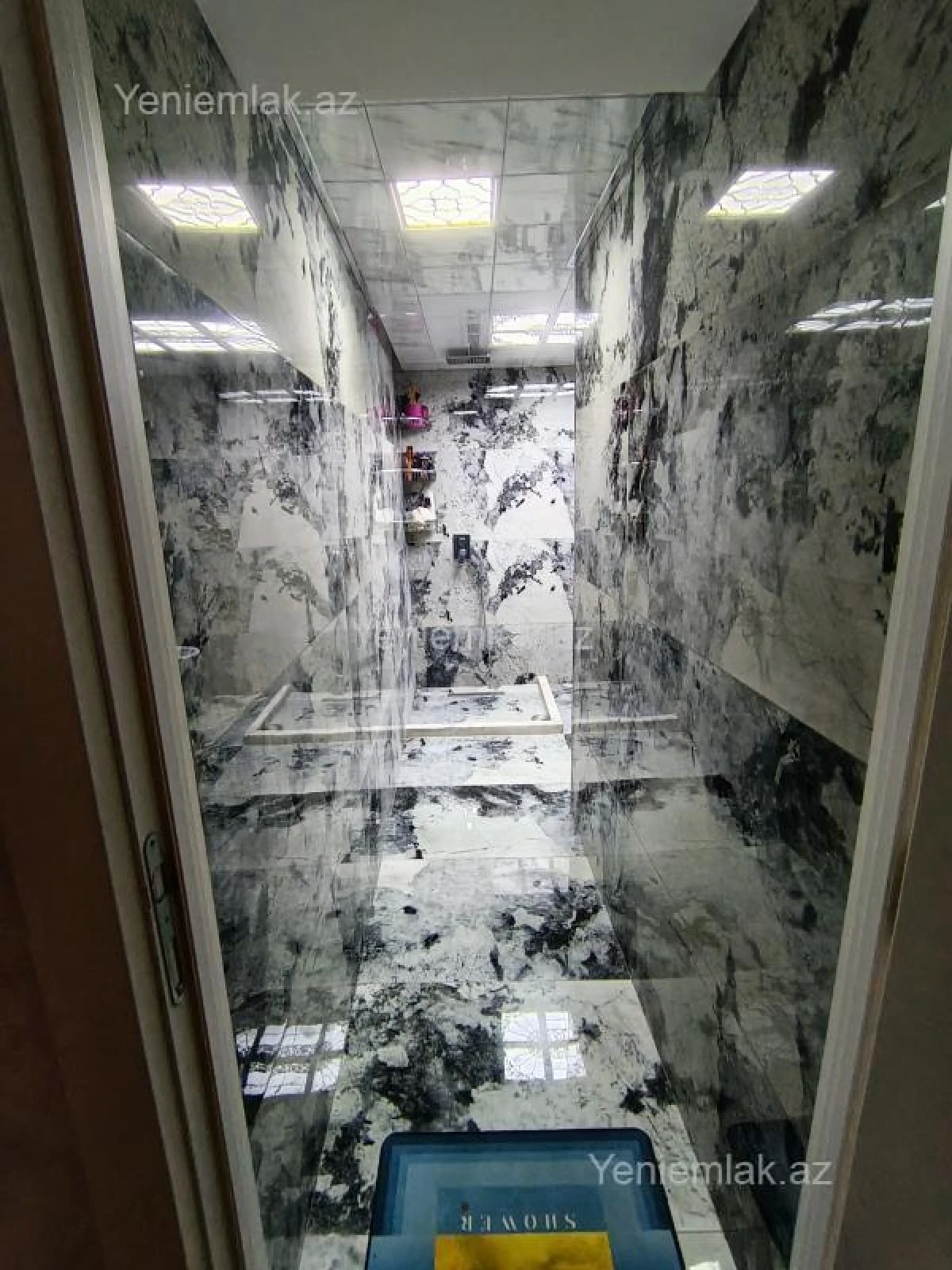 Satılır 2 otaqlı köhnə tikili 80 m²