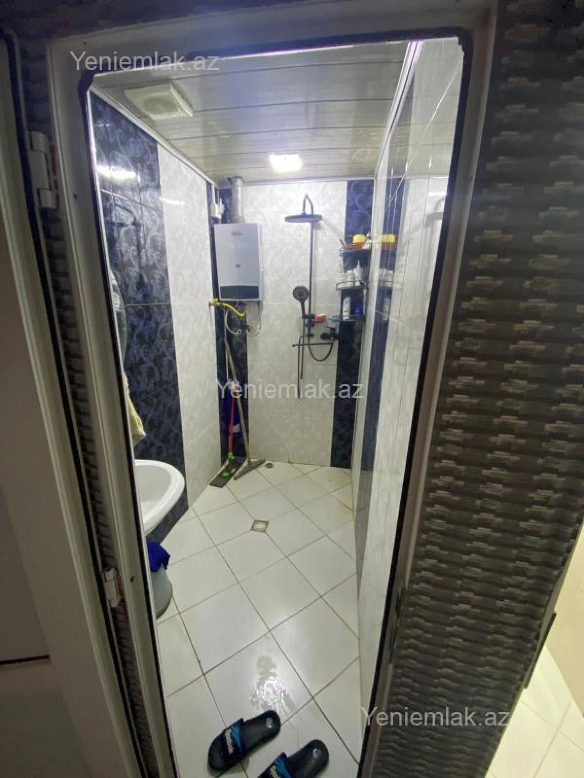 Satılır 3 otaqlı köhnə tikili 75 m²