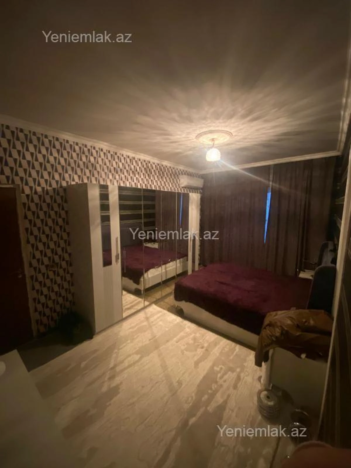 Satılır 3 otaqlı köhnə tikili 75 m²