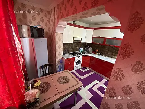 Satılır 3 otaqlı köhnə tikili 75 m²