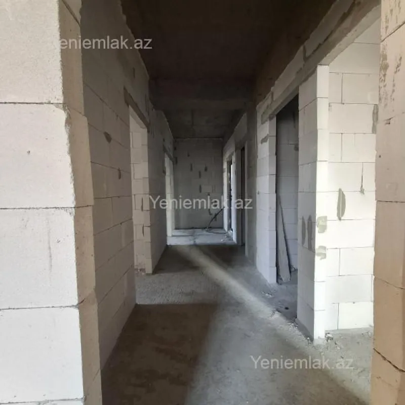 Satılır 4 otaqlı yeni tikili 127 m²