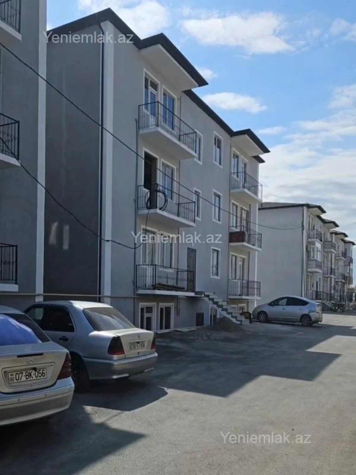 Satılır 3 otaqlı yeni tikili 73 m²