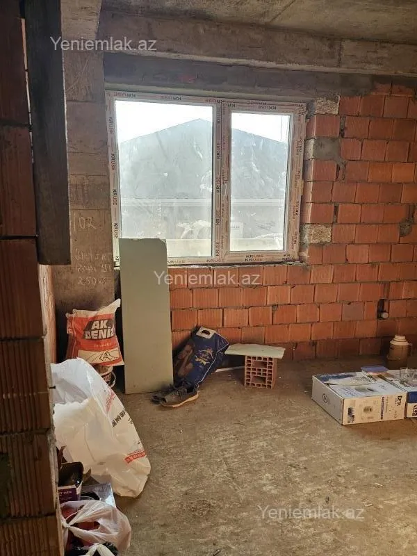 Satılır 3 otaqlı yeni tikili 73 m²