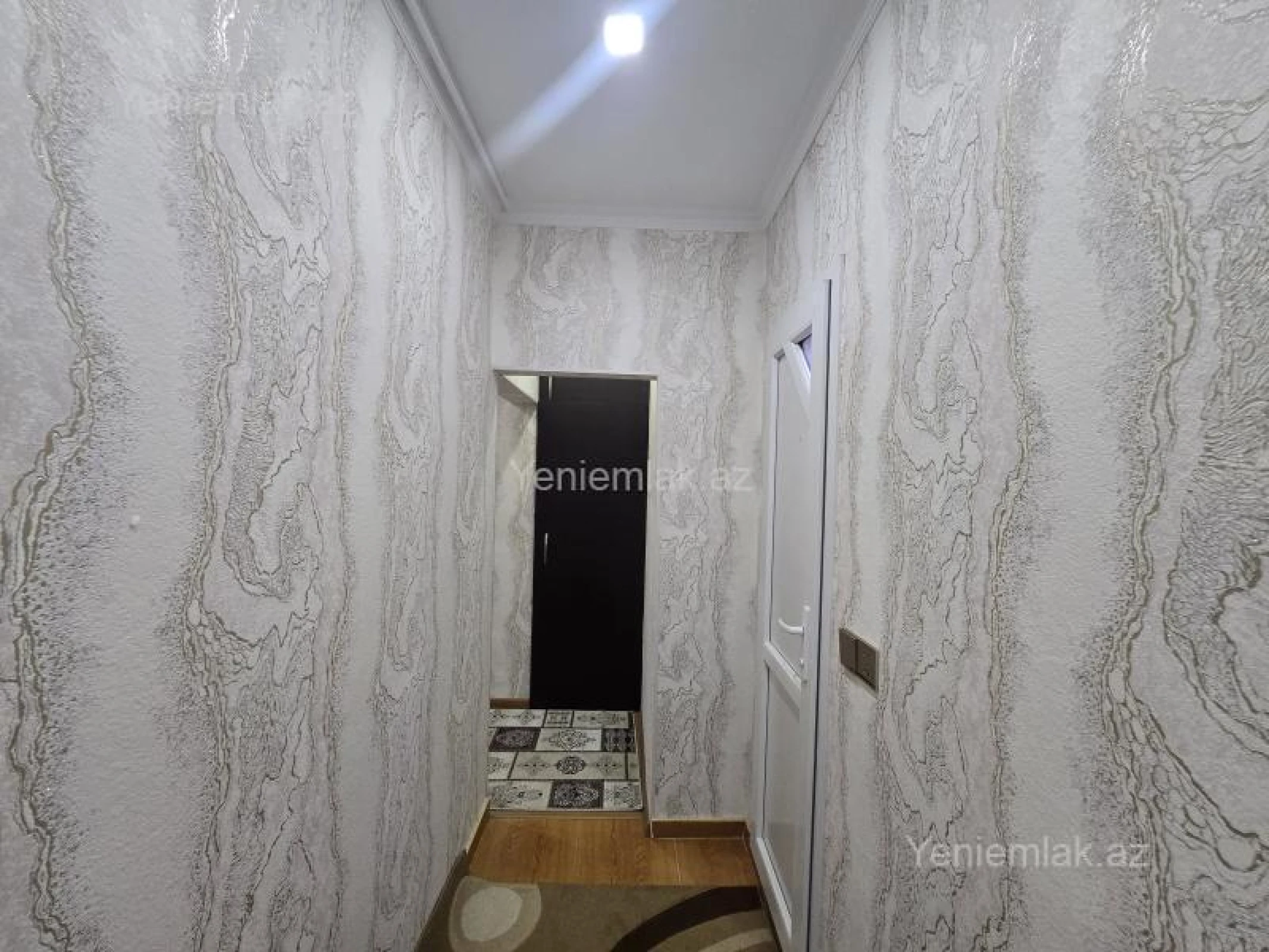 Satılır 3 otaqlı köhnə tikili 74 m²