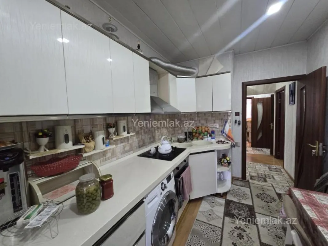 Satılır 3 otaqlı köhnə tikili 74 m²