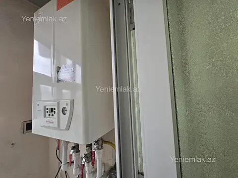 Satılır 3 otaqlı köhnə tikili 74 m²