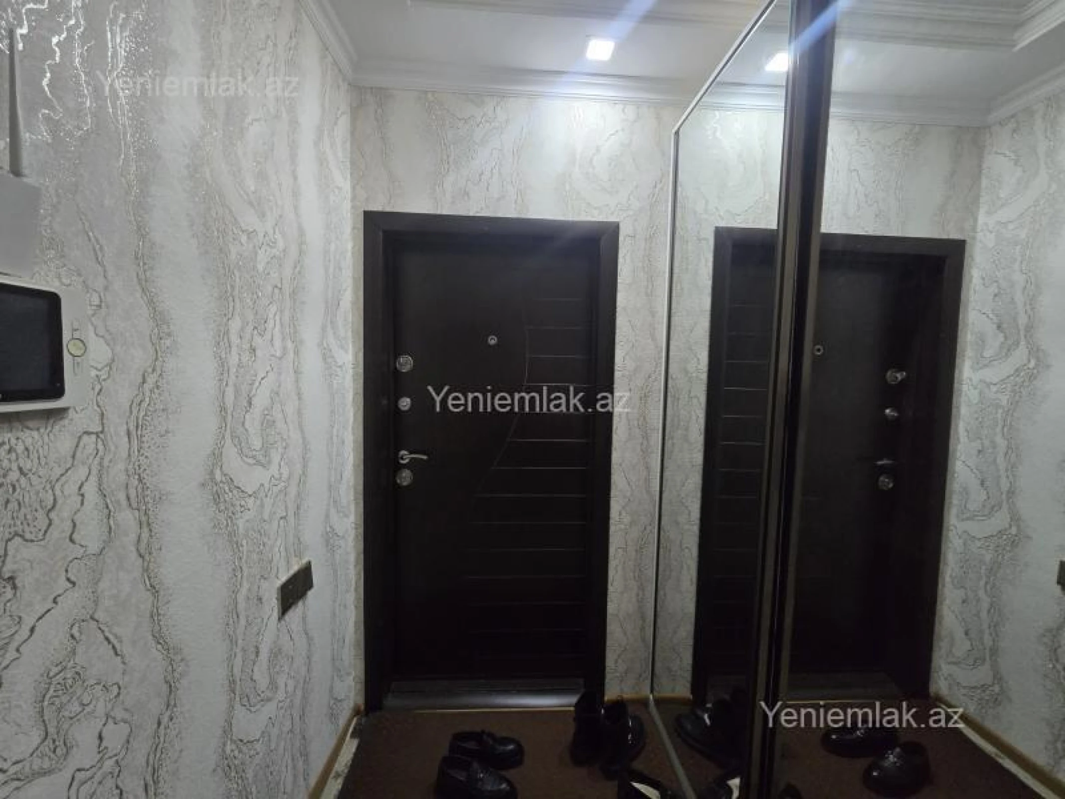 Satılır 3 otaqlı köhnə tikili 74 m²