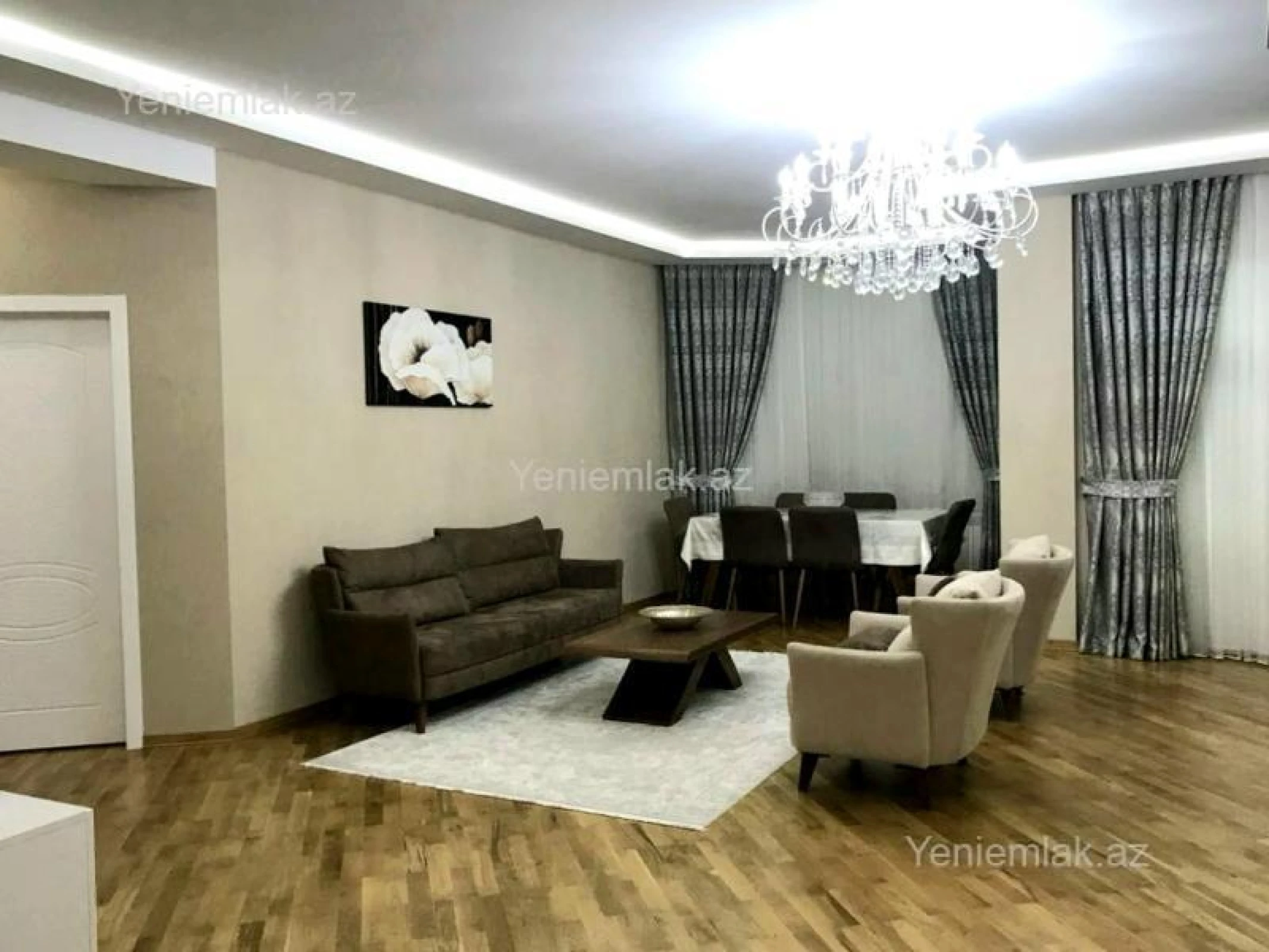 Satılır 2 otaqlı yeni tikili 92 m²