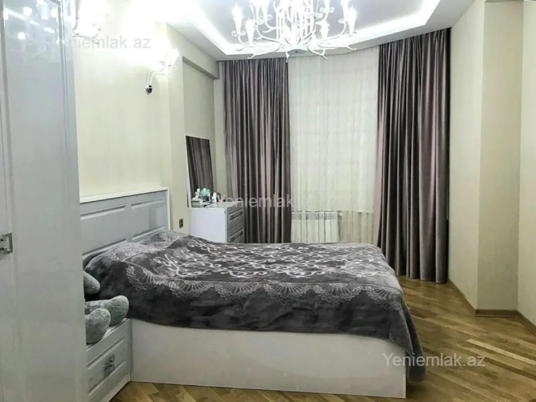 Satılır 2 otaqlı yeni tikili 92 m²