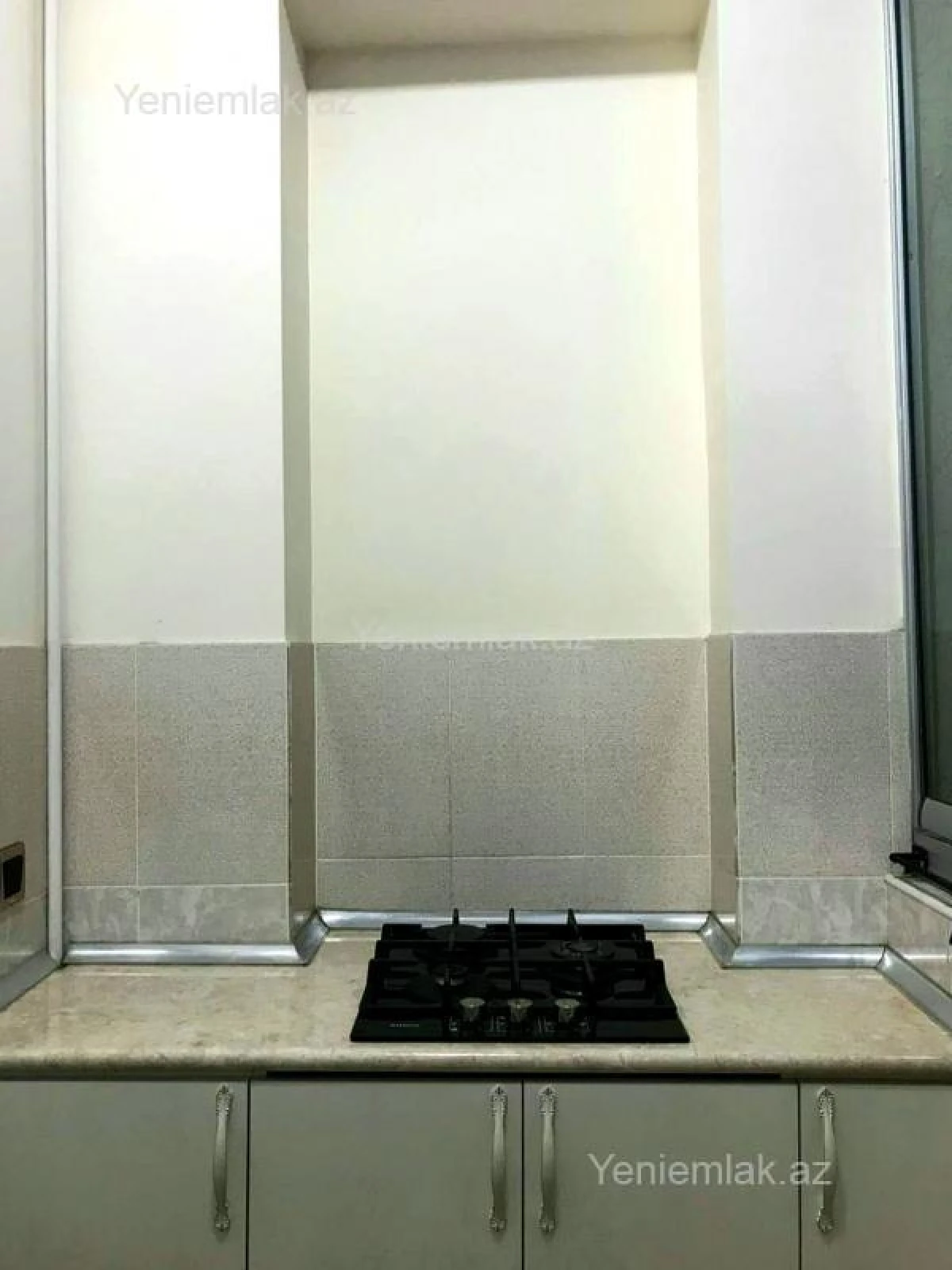 Satılır 2 otaqlı yeni tikili 92 m²