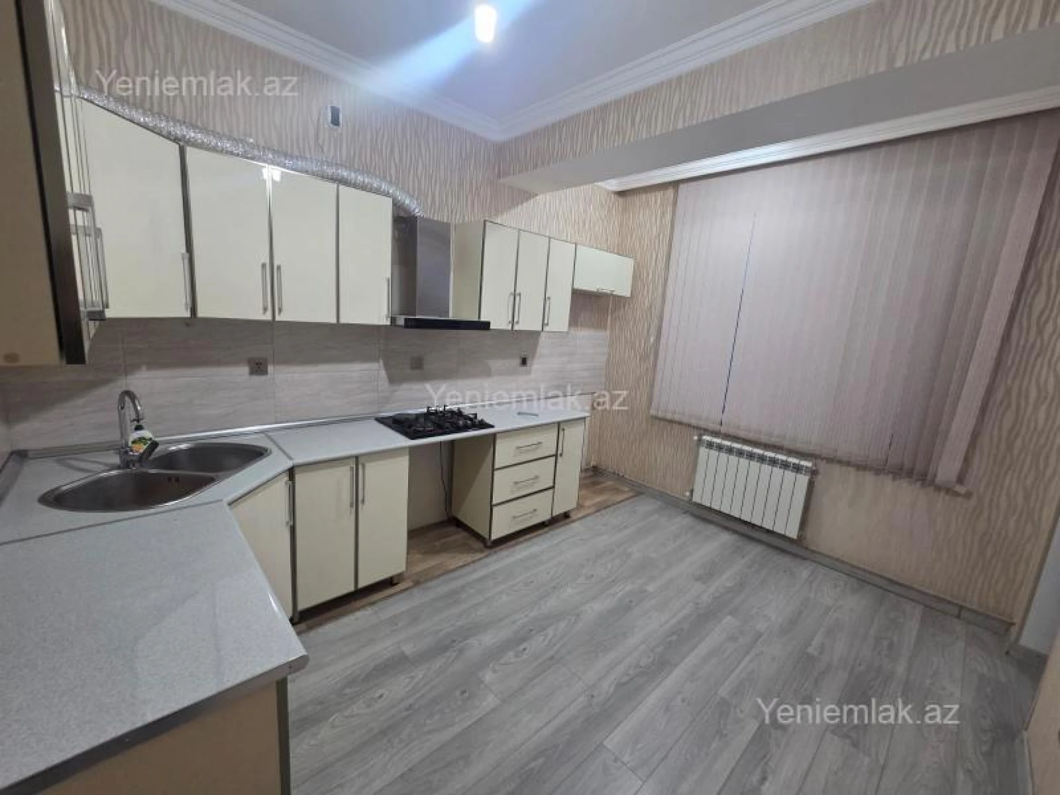 Satılır 2 otaqlı yeni tikili 65 m²