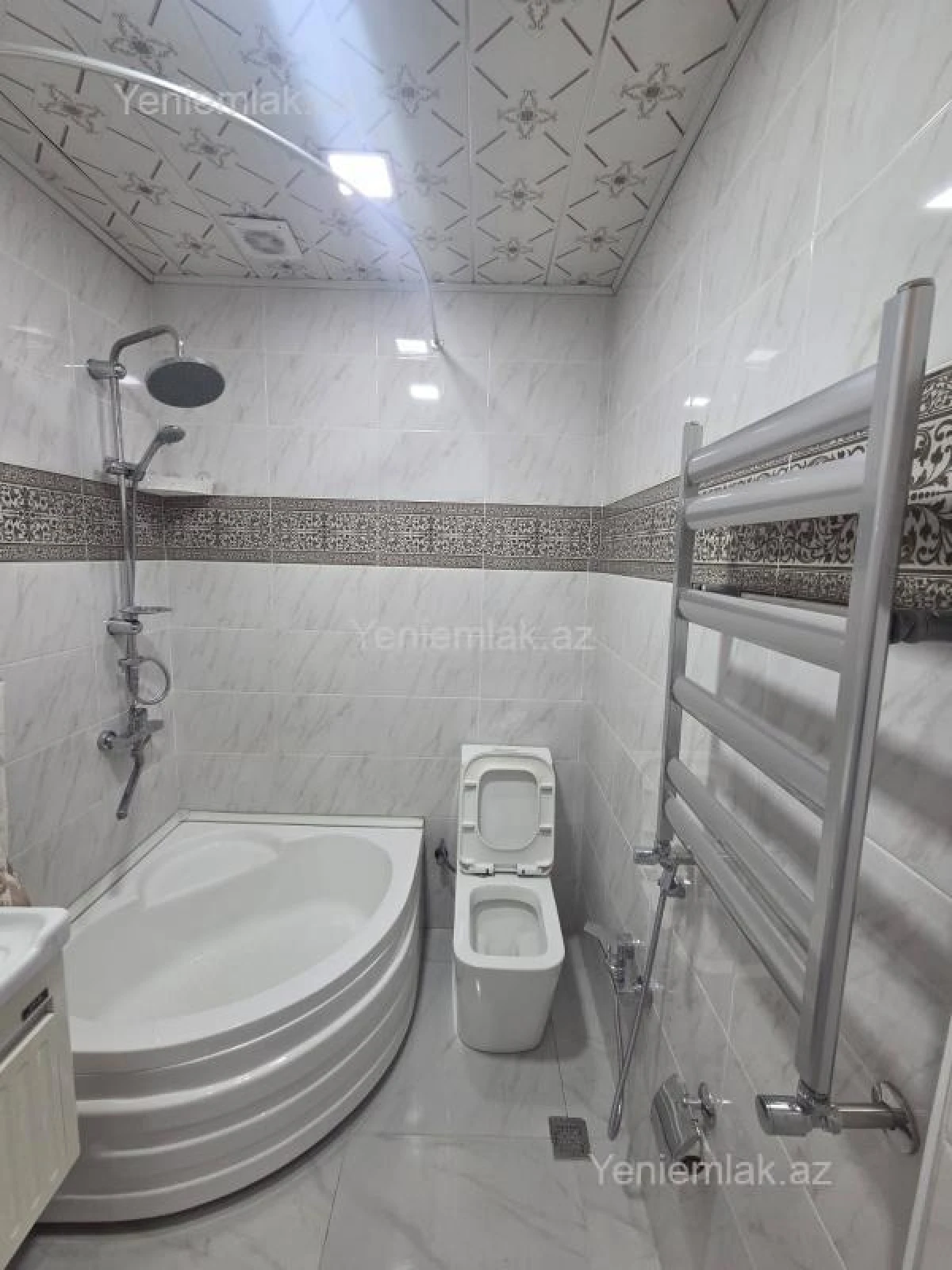 Satılır 2 otaqlı yeni tikili 65 m²