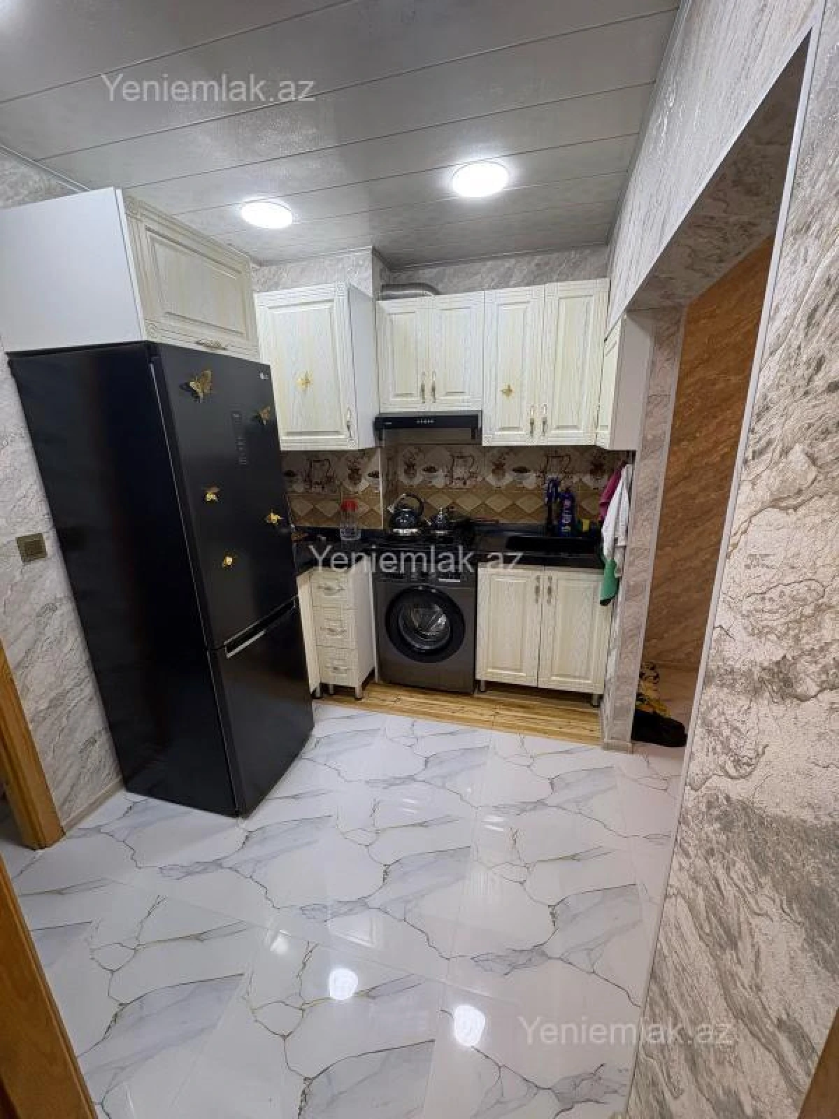 Satılır 3 otaqlı köhnə tikili 60 m²