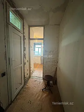 Satılır 1 otaqlı köhnə tikili 35 m²